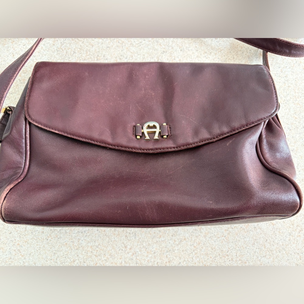 Etienne Aigner Vintage Brown Leather handbag Purse Elegant Adrienne Rare